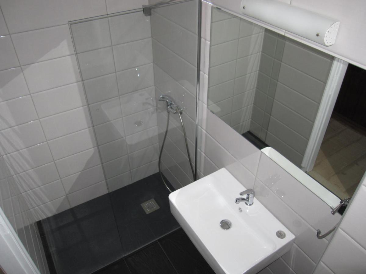 Tina Hotel Дассия Экстерьер фото
